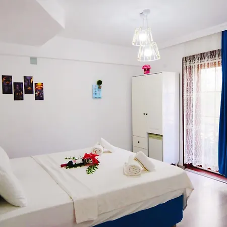 Papermoon & Apartahotel 3*