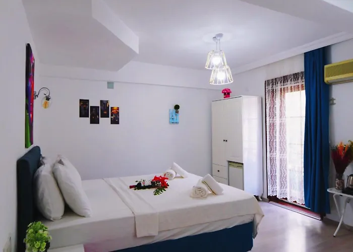 Aparthotel Papermoon & 4*