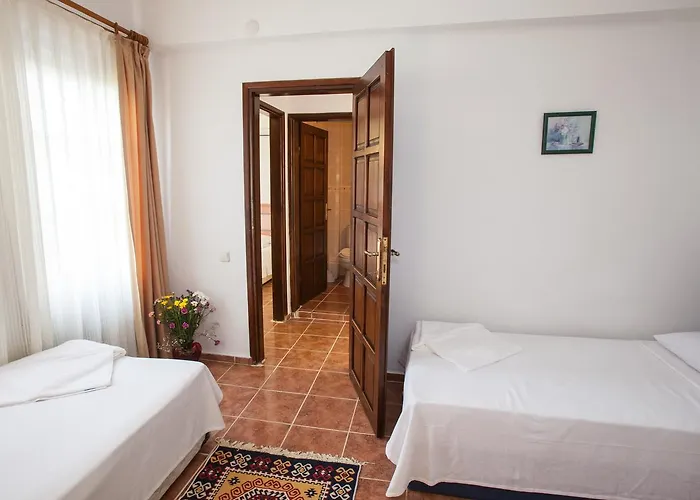 Papermoon & Aparthotel 4*